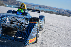 Lucas di Grassi al circolo polare artico