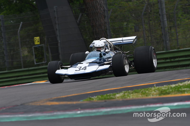 Surtees TS9B
