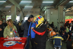 Atmosfera nei box di Imola