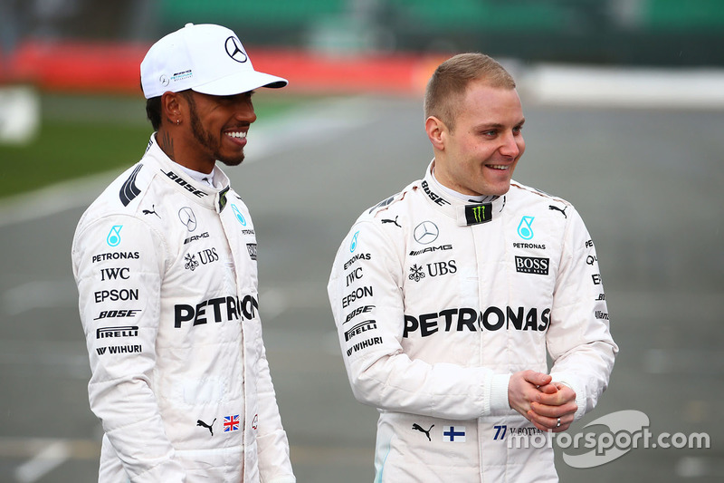 Lewis Hamilton, Mercedes AMG F1; Valtteri Bottas, Mercedes AMG F1