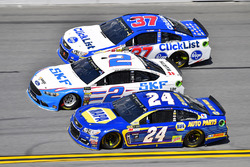 Chase Elliott, Hendrick Motorsports, Chevrolet; Brad Keselowski, Team Penske, Ford; Chris Buescher,