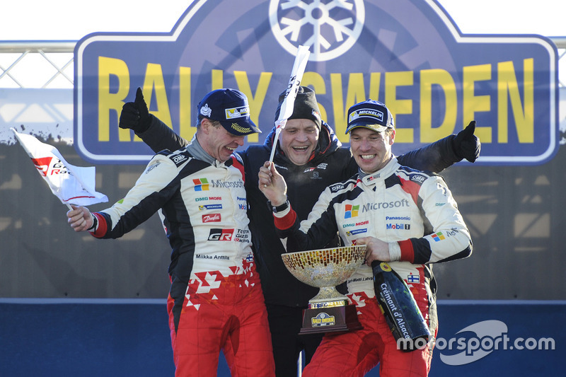 I vincitori Jari-Matti Latvala, Miikka Anttila, Toyota Racing con Tommi Makinen