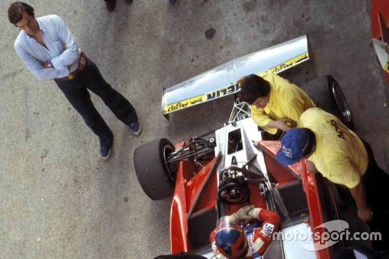 Giorgio Piola y Gilles Villeneuve, Ferrari en Kyalami en 04 de marzo de 1978