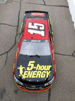 Clint Bowyer, HScott Motorsports Chevrolet