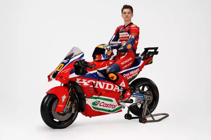 アクセサリー HRC MotoGP 2013-Official Season Book Honda unveils all-new 2025 MotoGP livery after Repsol exit