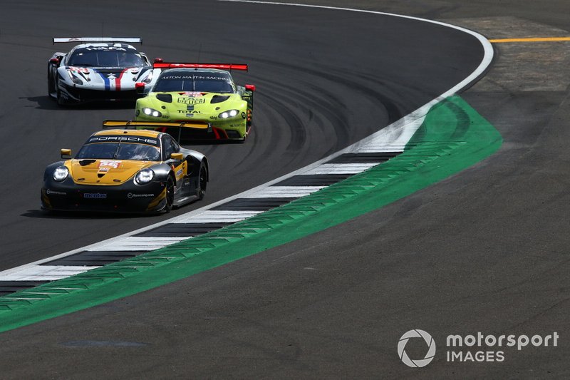 #56 Team Project 1 Porsche 911 RSR: Egidio Perfetti, David Heinemeier Hansson, Matteo Cairoli