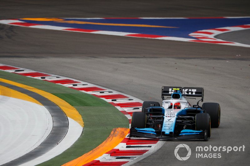 9º: George Russell, Williams Racing FW42