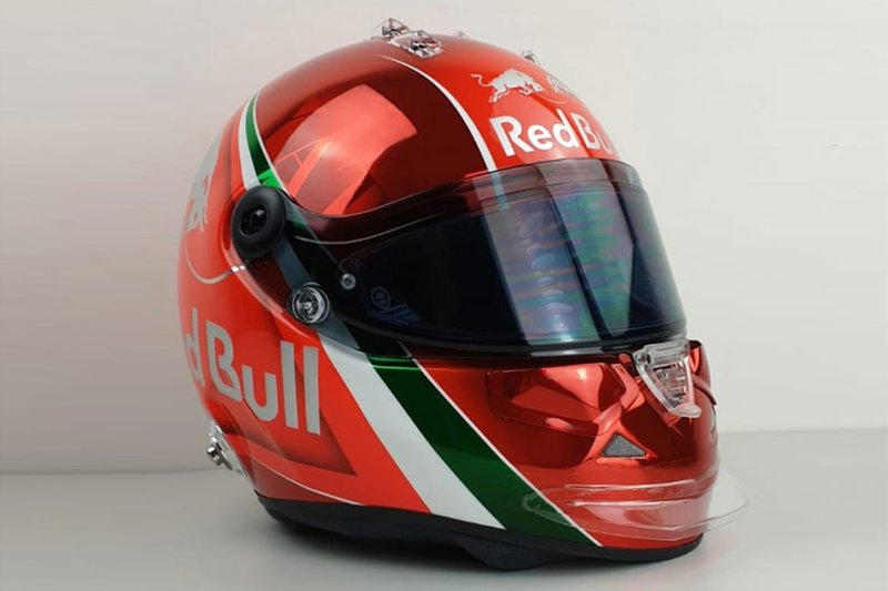 El casco de Daniil Kvyat, Toro Rosso, para el GP de Italia