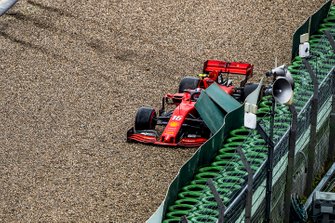 Charles Leclerc, Ferrari SF90, crashes out of the race
