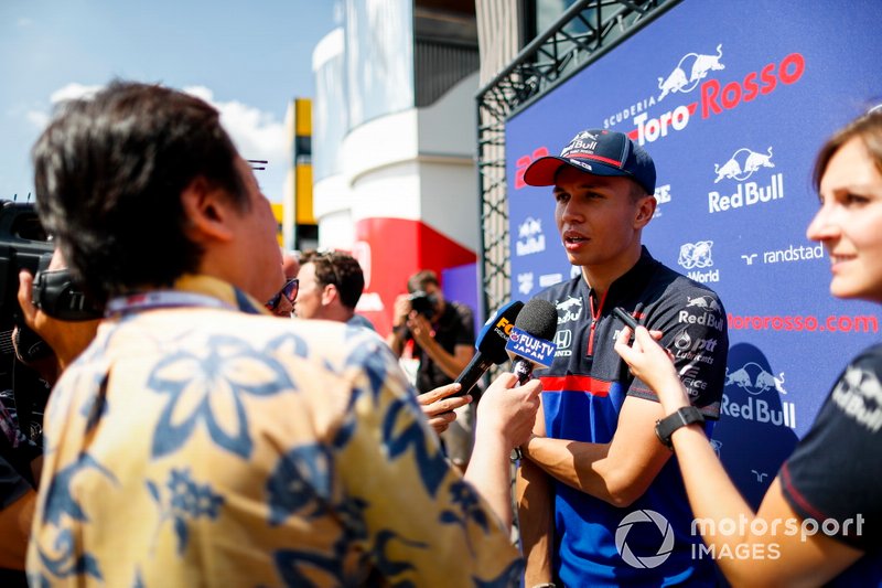 Alexander Albon, Toro Rosso speaks to the media 