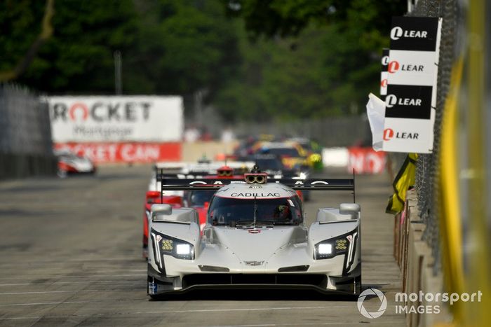 #01 Chip Ganassi Racing Cadillac DPi: Renger van der Zande, Kevin Magnussen