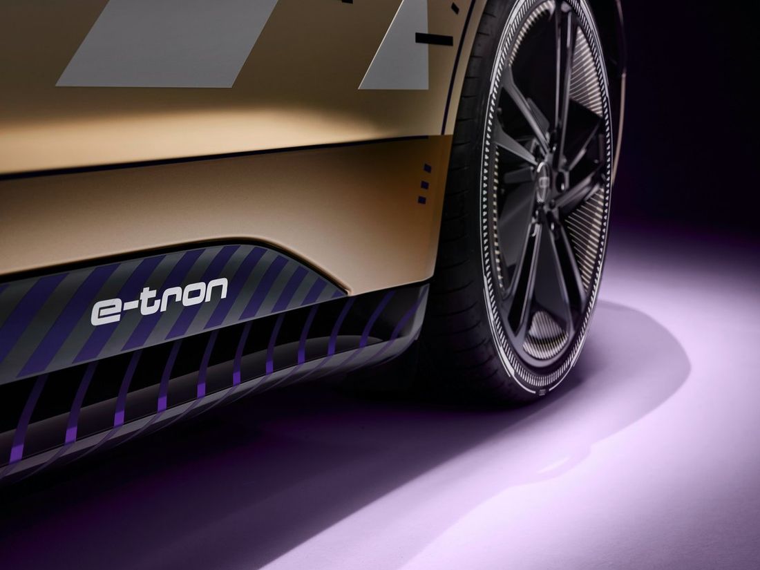 Audi RS E-Tron GT Performance 2025