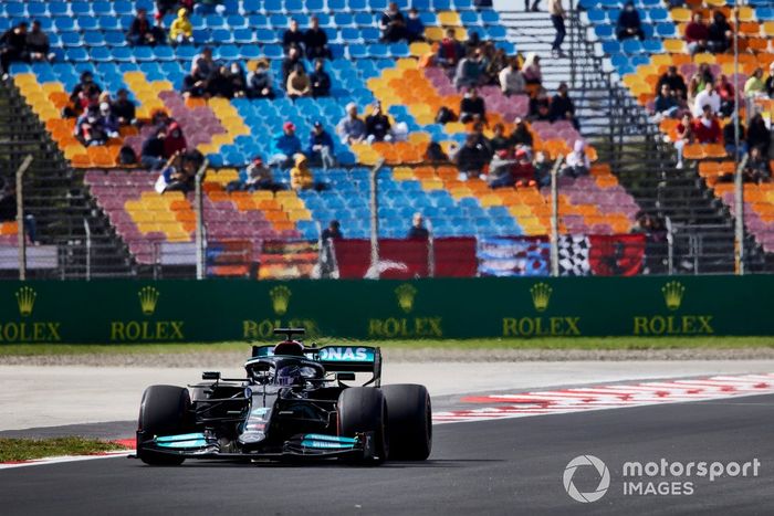 Lewis Hamilton, Mercedes W12