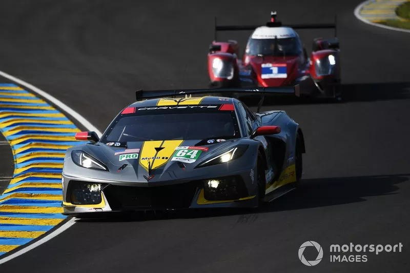 #64 Corvette Racing Chevrolet Corvette C8.R LMGTE Pro, Tommy Milner, Nicholas Tandy, Alexander Sims