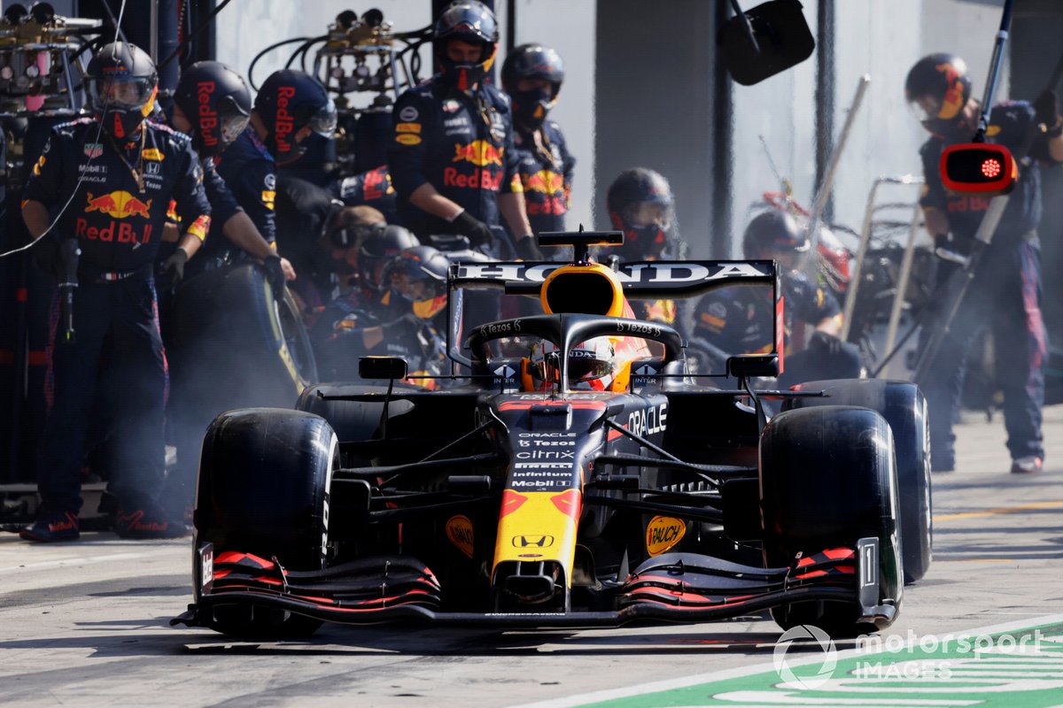 Max Verstappen, Red Bull Racing RB16B, leaves his pit box