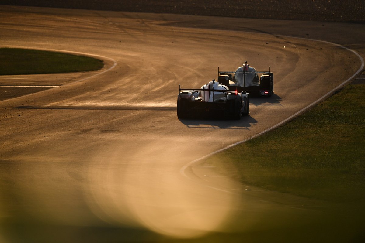 #7 Toyota Gazoo Racing Toyota GR010 - Hybrid Hypercar, Mike Conway, Kamui Kobayashi, José María López