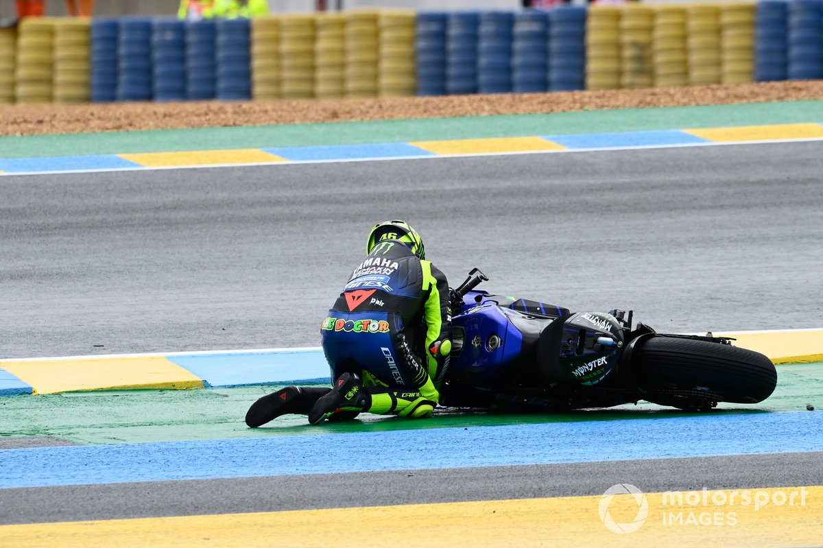 Caída de Valentino Rossi, Yamaha Factory Racing