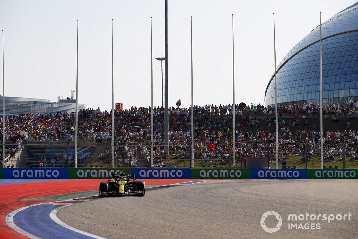 Esteban Ocon, Renault F1 Team R.S.20