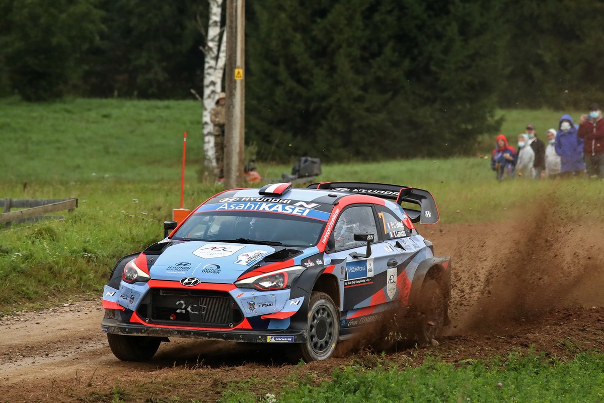 Pierre-Louis Loubet, Vincent Landais, Hyundai 2c Competition Hyundai i20 Coupe WRC