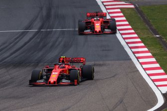 Charles Leclerc, Ferrari SF90 ve Sebastian Vettel, Ferrari SF90