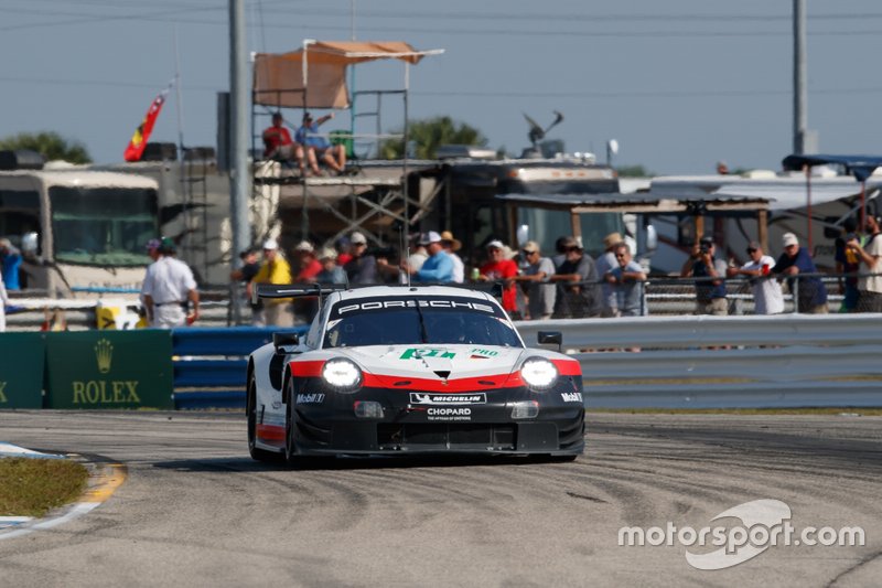 #91 Porsche GT Team Porsche 911 RSR: Джанмария Бруни, Рихард Литц