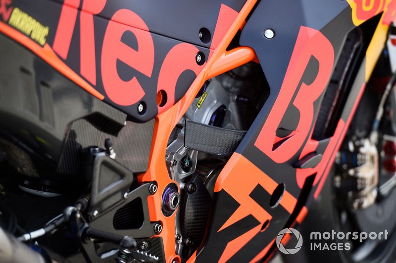 KTM RC16