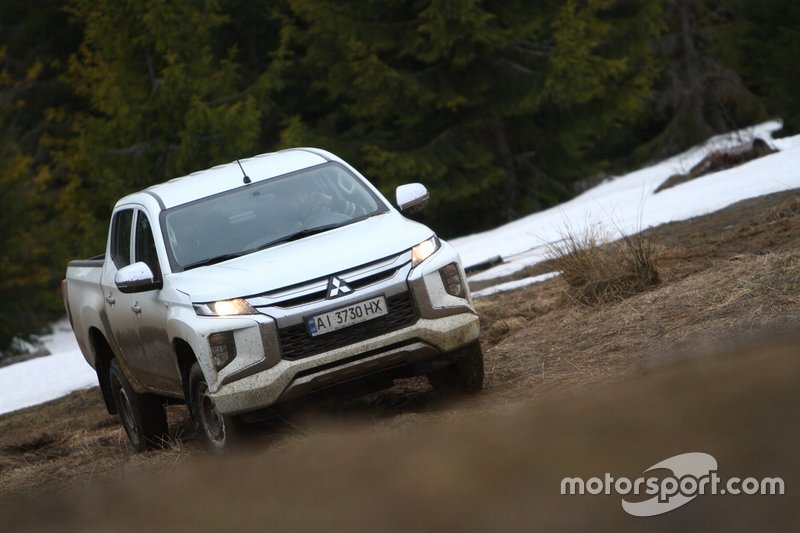 Mitsubishi L200