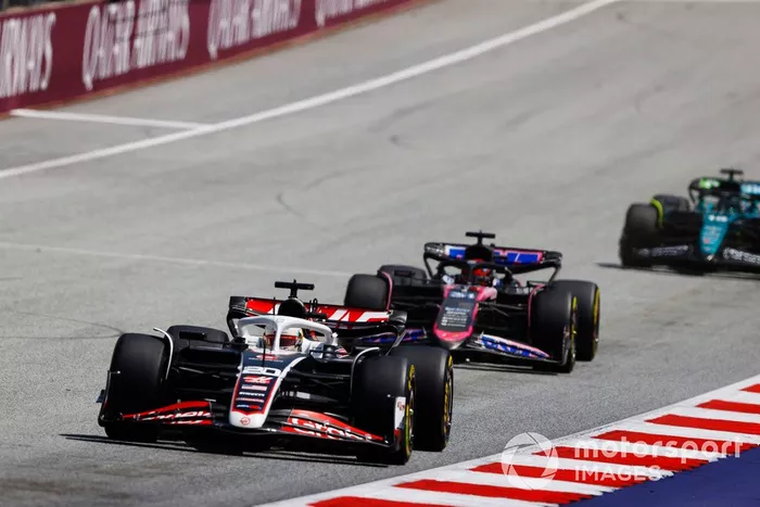 Kevin Magnussen, Haas VF-24, Esteban Ocon, Alpine A524, Lance Stroll, Aston Martin AMR24