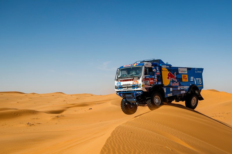 #511 Team KAMAZ Master: Andrey Karginov, Andrey Mokeev, Igor Leonov