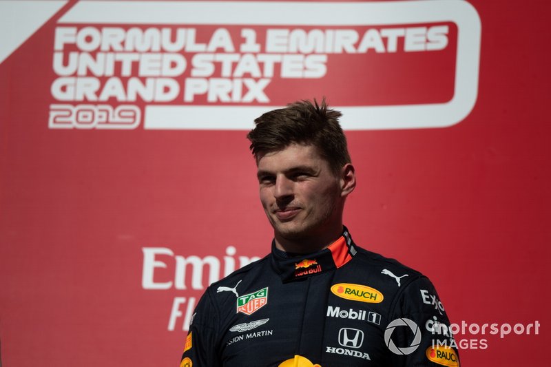 Max Verstappen, Red Bull Racing, terzo classificato, sul podio