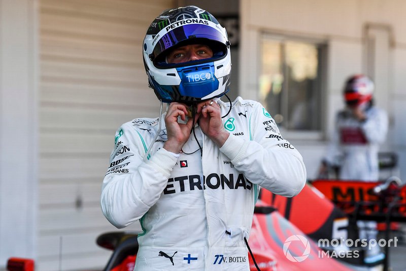 Valtteri Bottas, Mercedes AMG F1, 1ª posición, en Parc Ferme