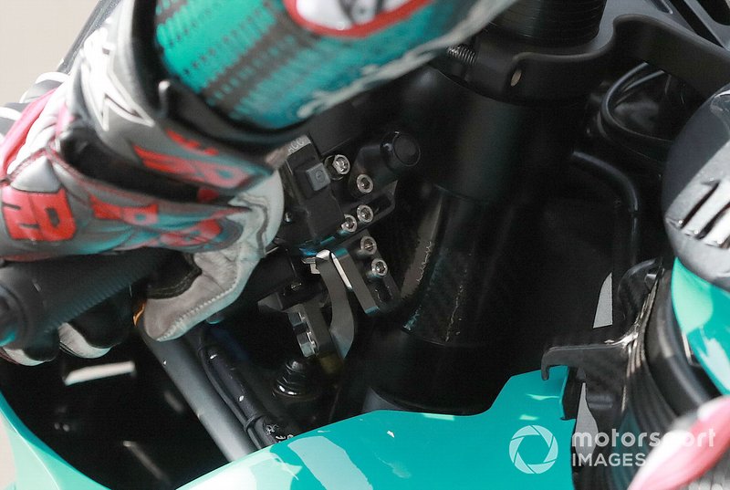 Le guidon de la Yamaha de Fabio Quatararo
