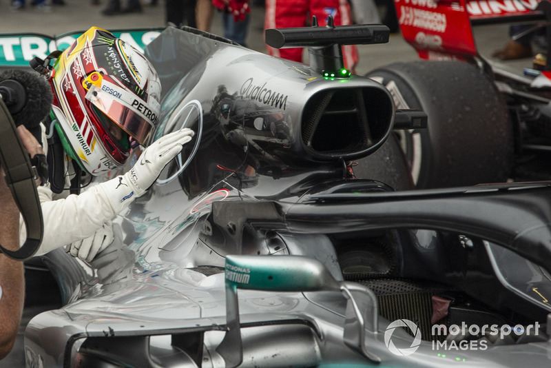 Race winner Lewis Hamilton, Mercedes-AMG F1 W09 EQ Power+ celebrates in Parc Ferme 