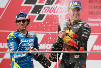 Podium : le deuxième, Alex Rins, Team Suzuki MotoGP, le troisième, Pol Espargaro, Red Bull KTM Factory Racing
