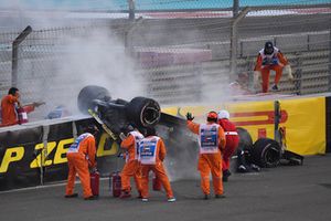 Crash van Nico Hulkenberg, Renault Sport F1 Team R.S. 18