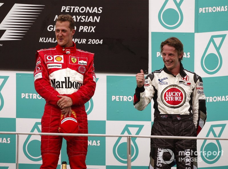 Podio: ganador de la carrera Michael Schumacher, Ferrari, tercer lugar Jenson Button, BAR