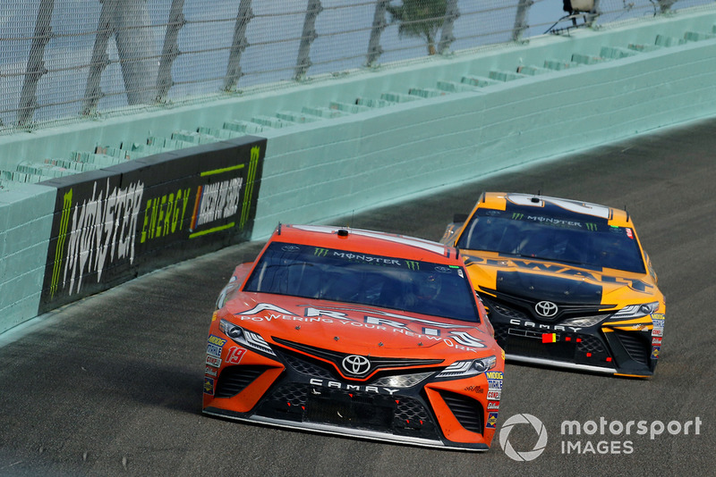 Daniel Suarez, Joe Gibbs Racing, Toyota Camry ARRIS, Erik Jones, Joe Gibbs Racing, Toyota Camry DeWalt