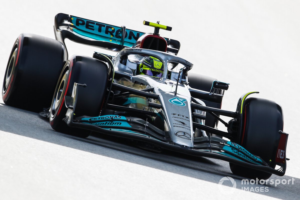 Lewis Hamilton, Mercedes W13