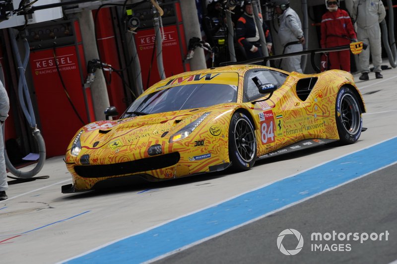 #84 JMW Motorsport, Ferrrai 488 GTE: Jeffrey Segal, Rodrigo Baptista, Wei Lu