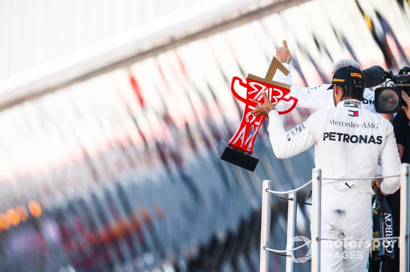 Lewis Hamilton, Mercedes AMG F1, 1st position, with his trophy
