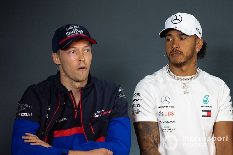 Daniil Kvyat, Toro Rosso, Lewis Hamilton, Mercedes AMG F1