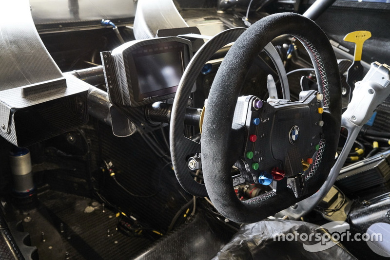 BMW M4 DTM, modificaciones de cabina, Alessandro Zanardi, tecnología