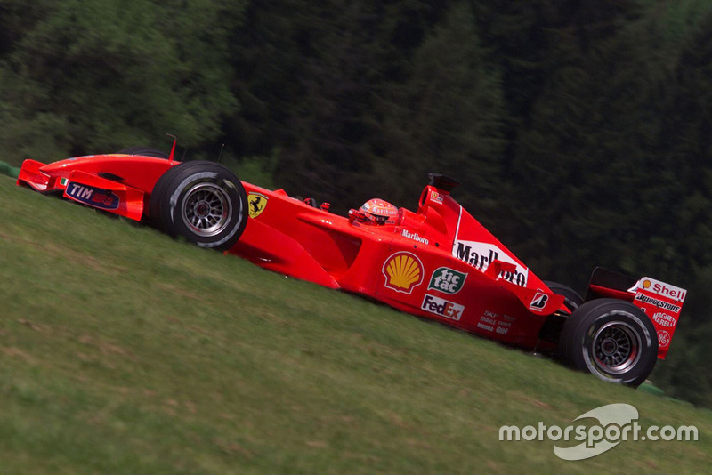 2001: Ferrari - Campeão, 9 vitórias, 123 pontos, 17 GPs