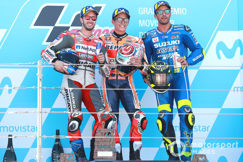 Podio: 1º Marc Márquez, 2º Andrea Dovizioso, 3º Andrea Iannone