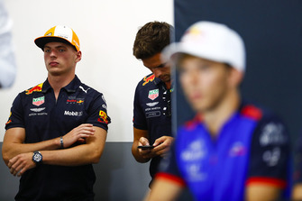 Max Verstappen, Red Bull Racing ve Pierre Gasly, Toro Rosso, basın toplantısı