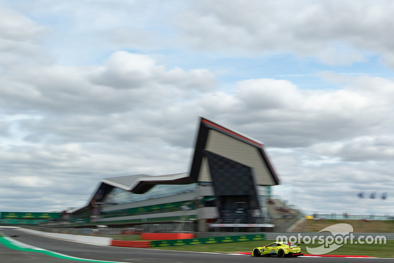 #95 Aston Martin Racing Aston Martin Vantage AMR: Marco Sorensen, Nicki Thiim