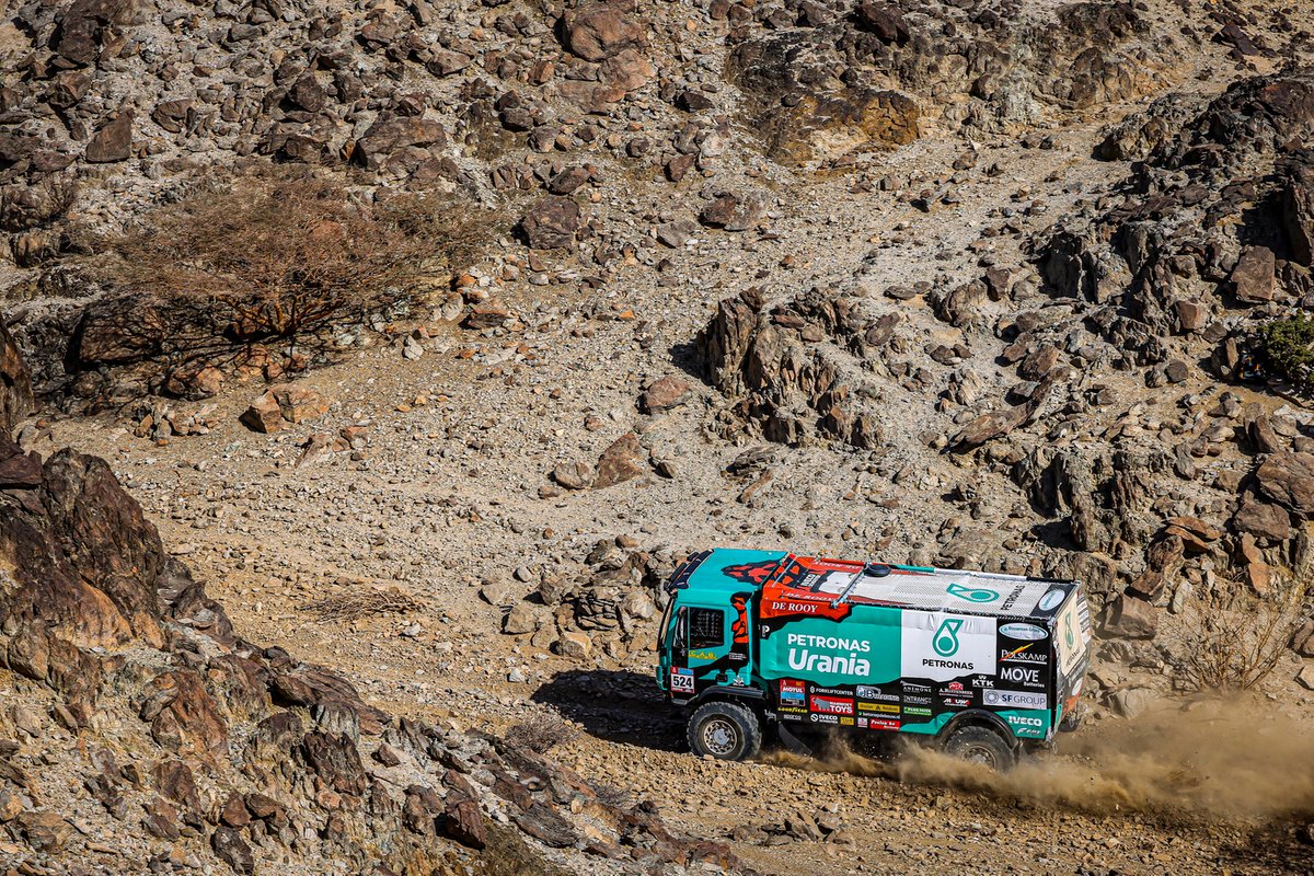 #524 Petronas Team De Rooy Iveco: Mitchel Van Den Brink, Rijk Mouw, Bert Donkelaar