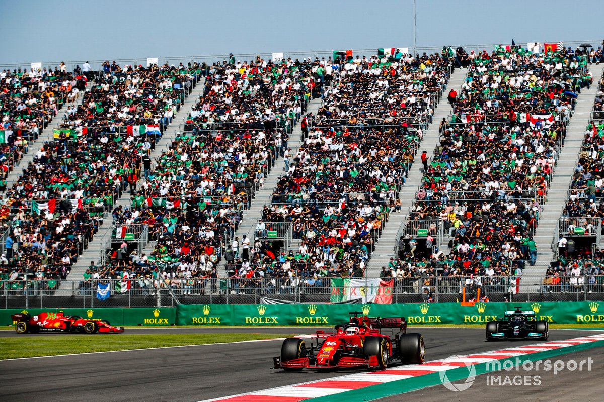 Charles Leclerc, Ferrari SF21, Lewis Hamilton, Mercedes W12