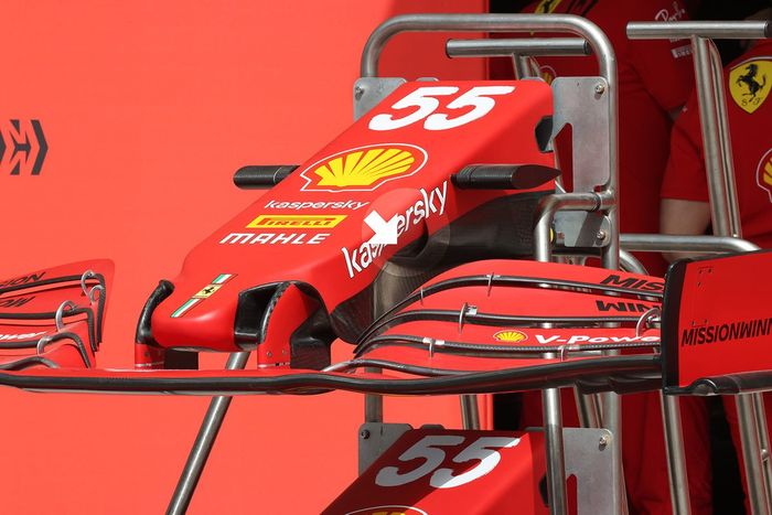 Mercedes WFerrari SF21 Detalle del conducto S