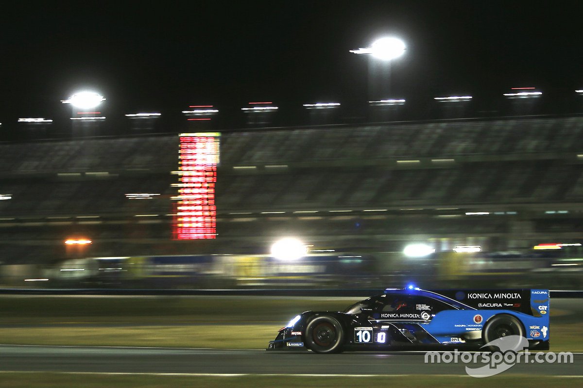 #10 Wayne Taylor Racing Acura ARX-05 Acura DPi: Ricky Taylor, Filipe Albuquerque, Alexander Rossi, Helio Castroneves